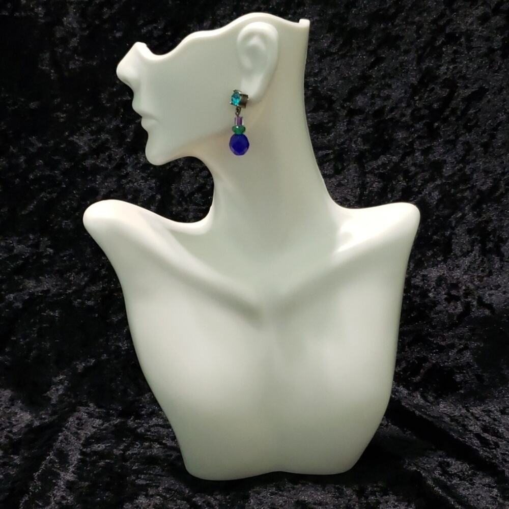 Pierced‎ Earrings